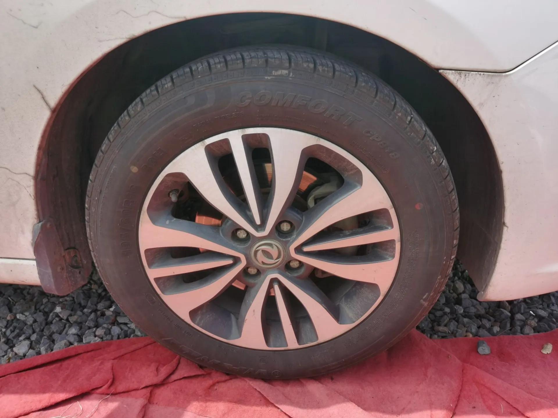 Dongfeng Aeolus A60 2016 1.5L Manual Luxury Version — миниатюра 8