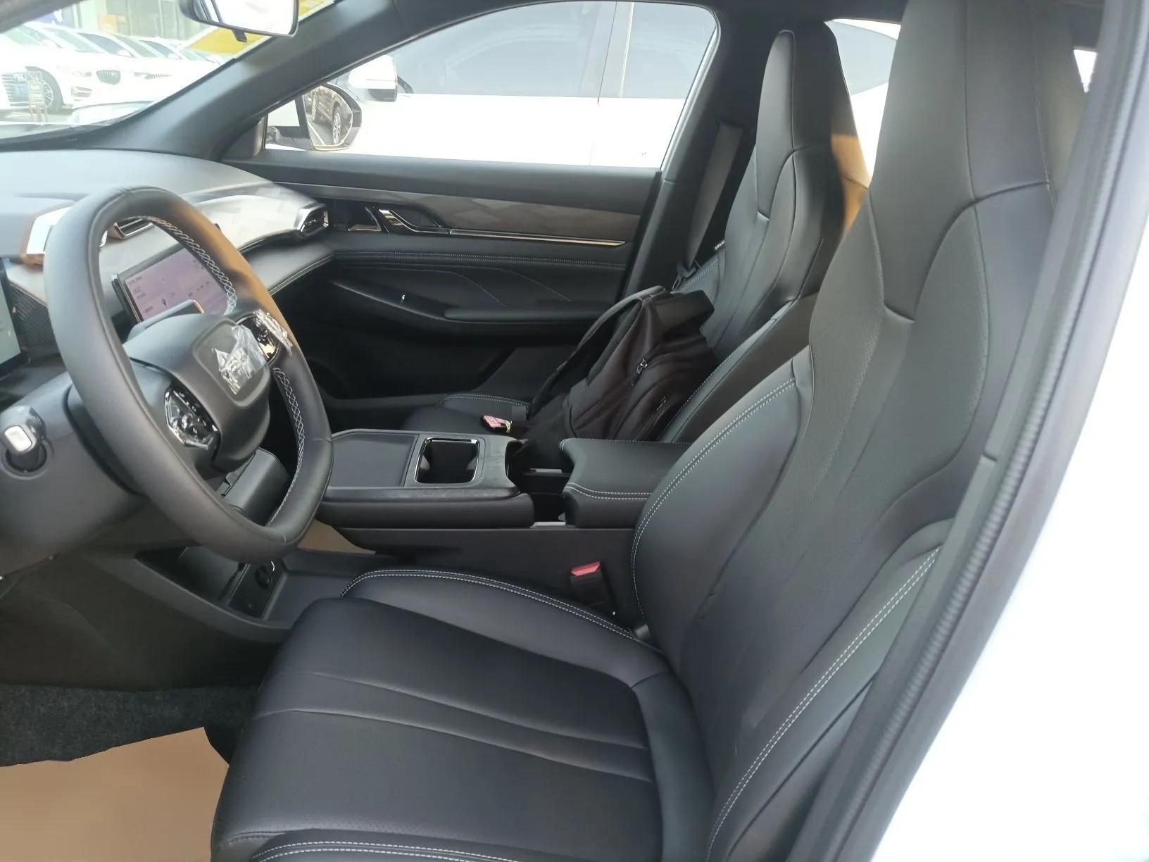 Dongfeng Aeolus L7 New Energy 2025 518 Comfort Edition — миниатюра 18