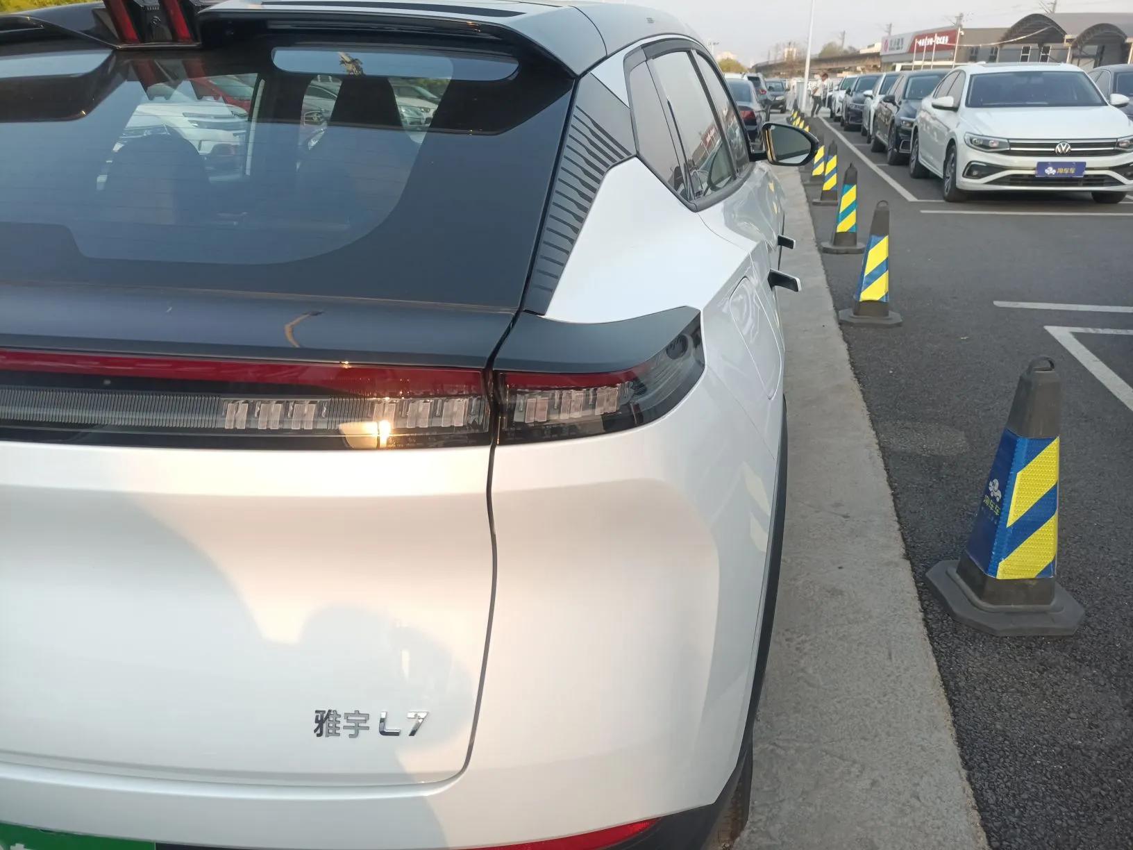 Dongfeng Aeolus L7 New Energy 2025 518 Comfort Edition — миниатюра 7