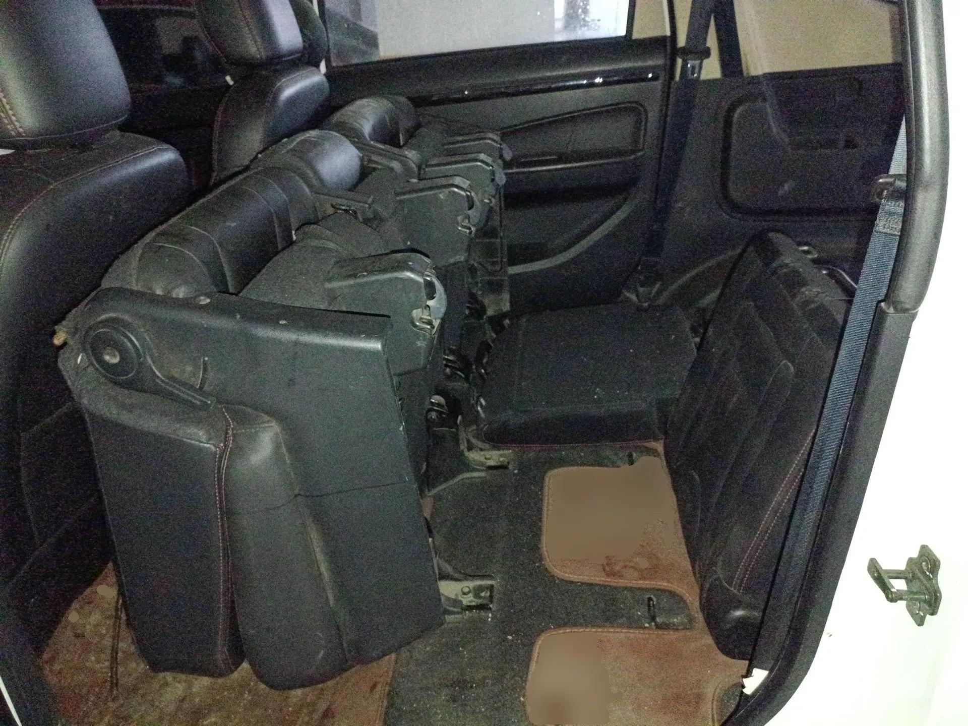 Dongfeng Fengon 370 2016 1.5L Manual Luxury 7-Seater — миниатюра 18