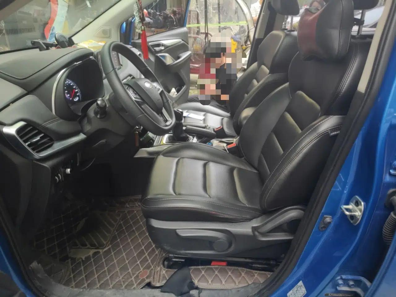 JAC Group Refine R3 2018 1.6L Manual Luxury Sunroof Model — миниатюра 16