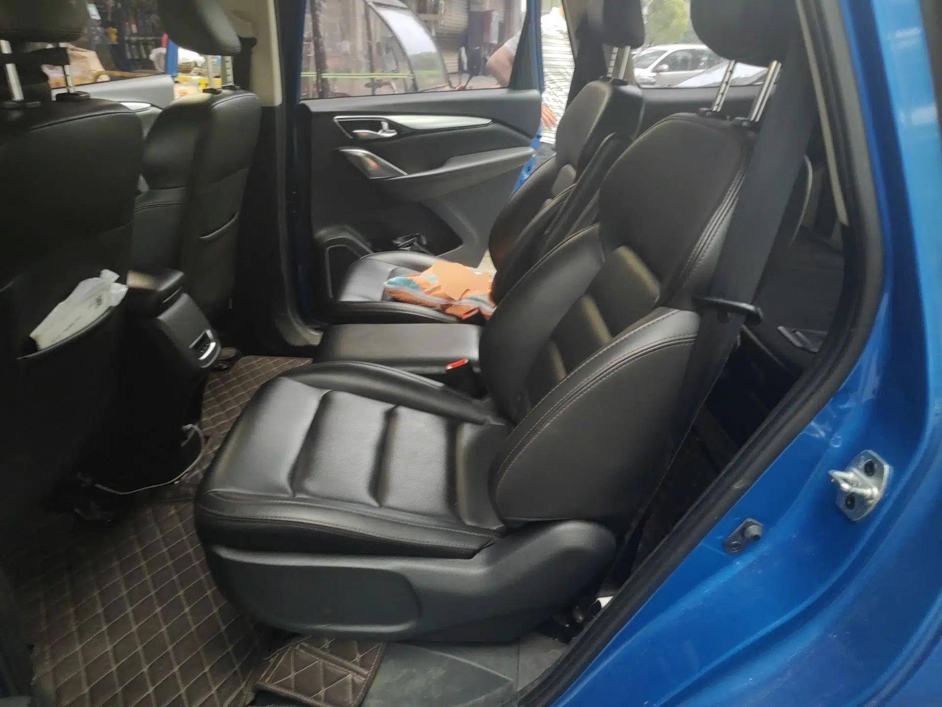JAC Group Refine R3 2018 1.6L Manual Luxury Sunroof Model — миниатюра 18