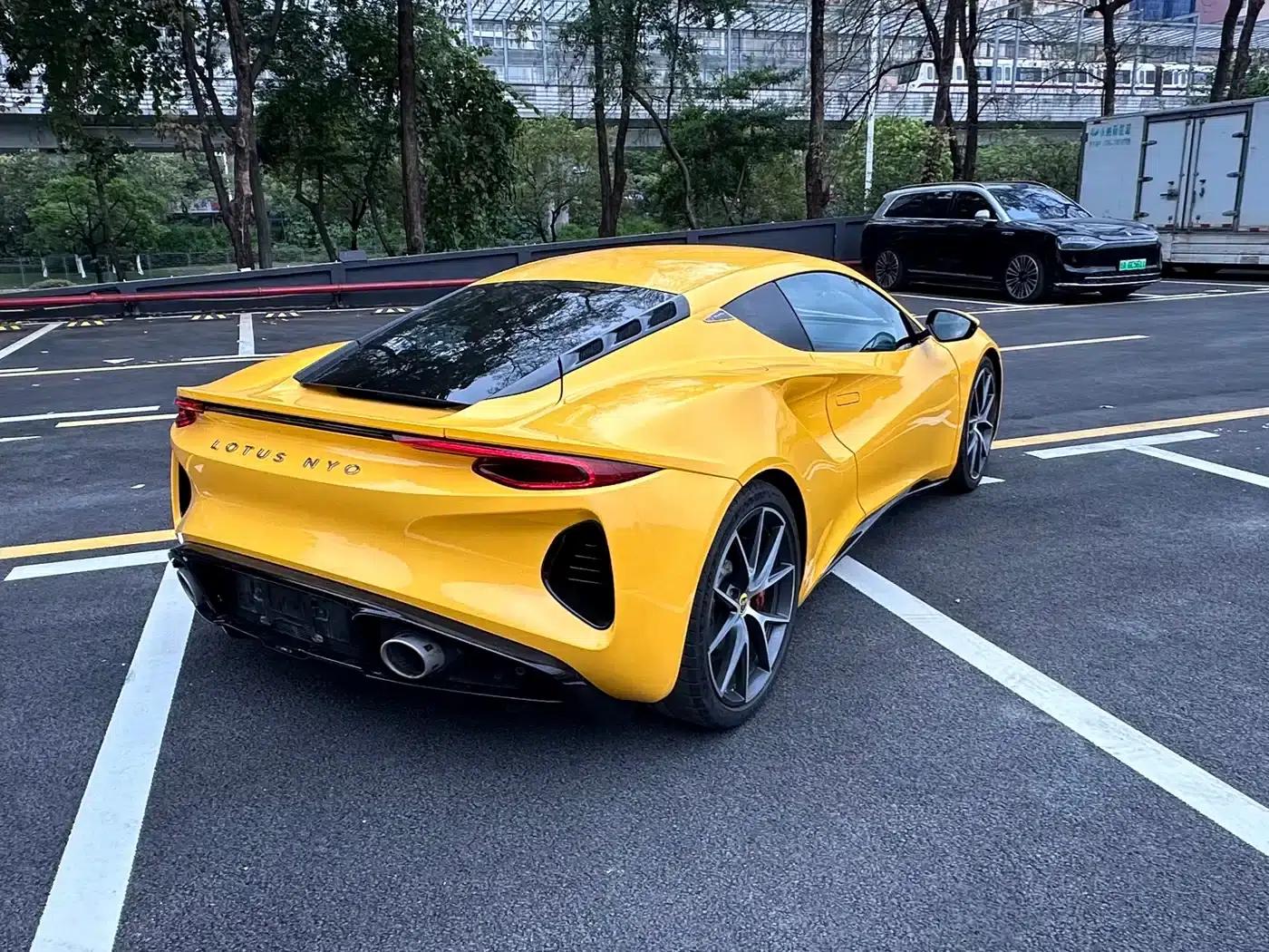 EMIRA 2021 2.0T DCT First Edition — миниатюра 9