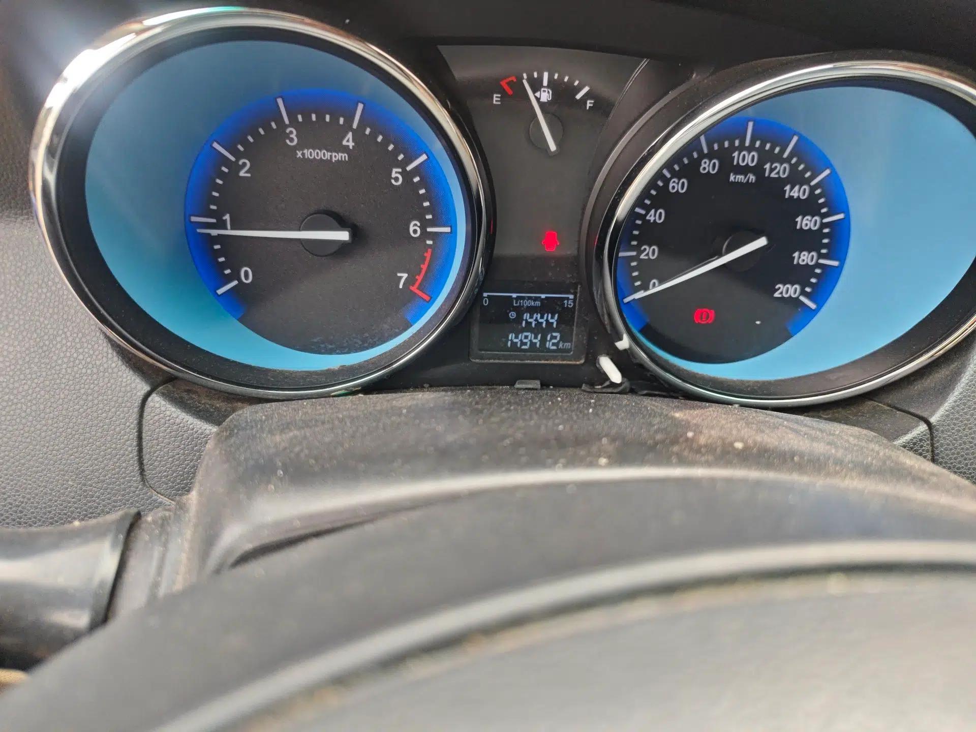 Cowin C3 2015 1.5L Manual Blue Diamond Model — миниатюра 13