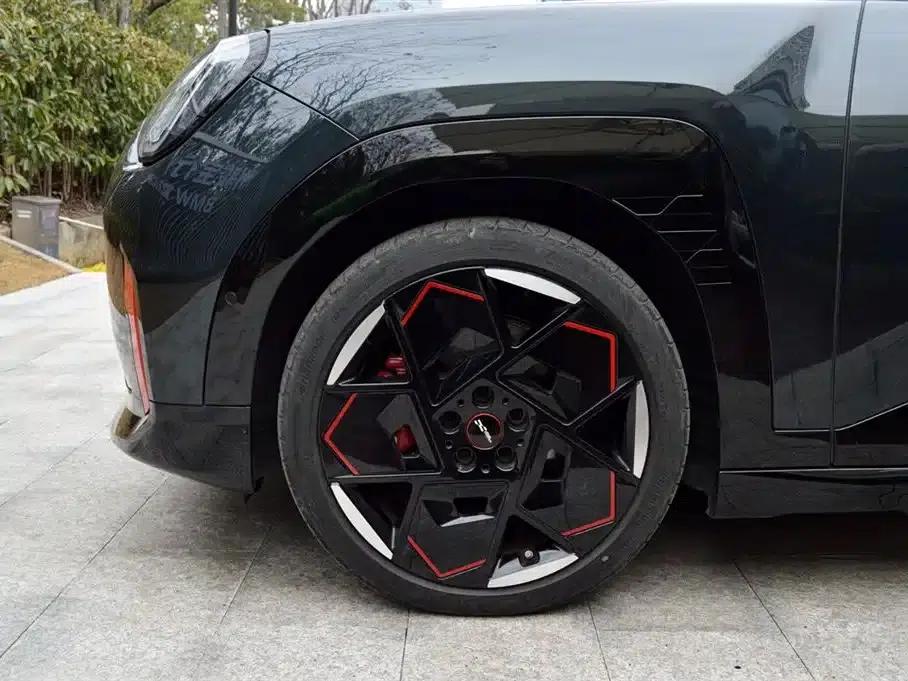2025 JCW Aceman Electric MINI (JOHN COOPER WORKS) — миниатюра 7