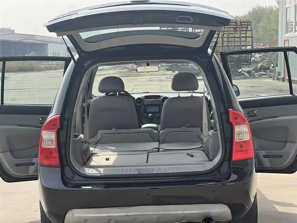 Carens 2011 2.0L 7-seater Automatic Standard Edition — миниатюра 19