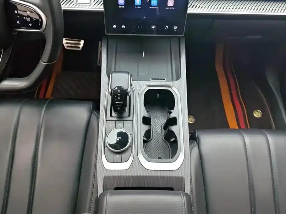 Explore 06 2023 Urban Edition 1.6T 2WD Luxury — миниатюра 16