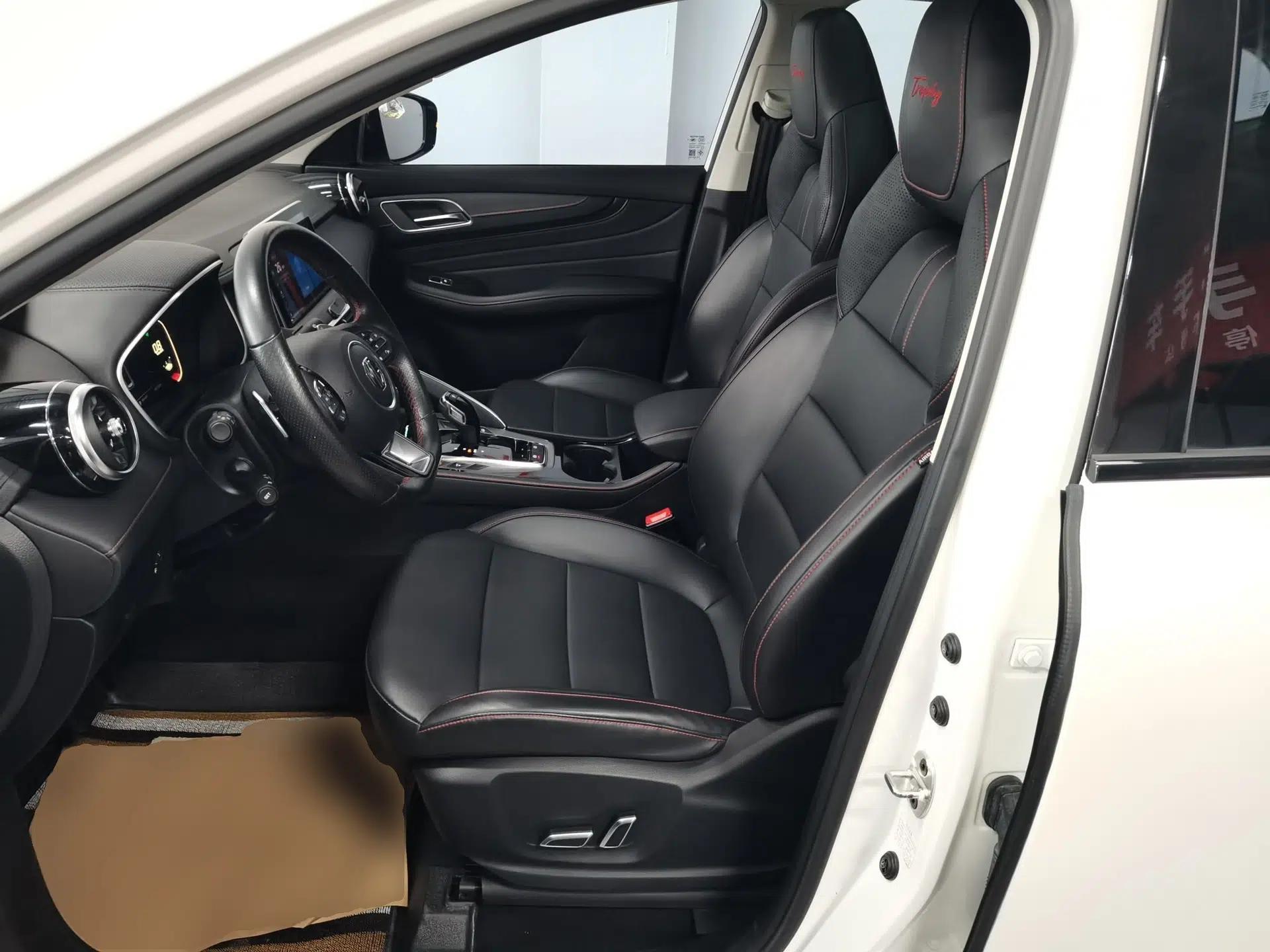 MG Pilot 2021 300TGI Automatic Two-Wheel Drive Trophy Deluxe Edition — миниатюра 18