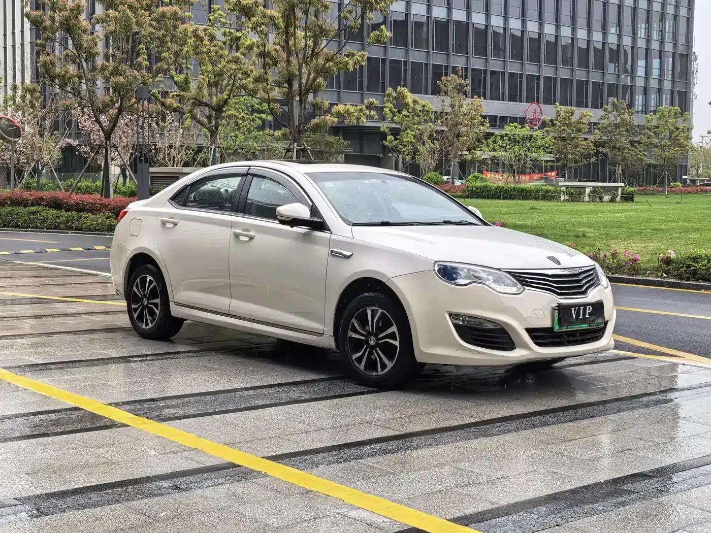 Roewe e550 2016 Premium Edition — миниатюра 3