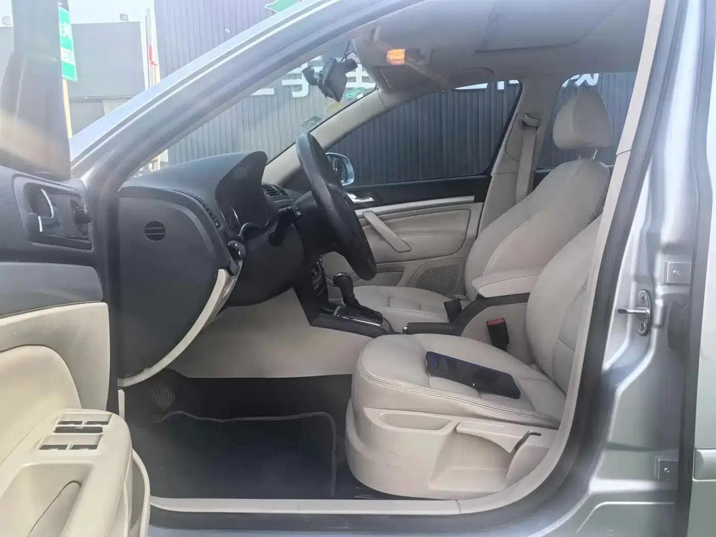 Octavia 2015 Classic 1.6L Automatic Elite Edition — миниатюра 7