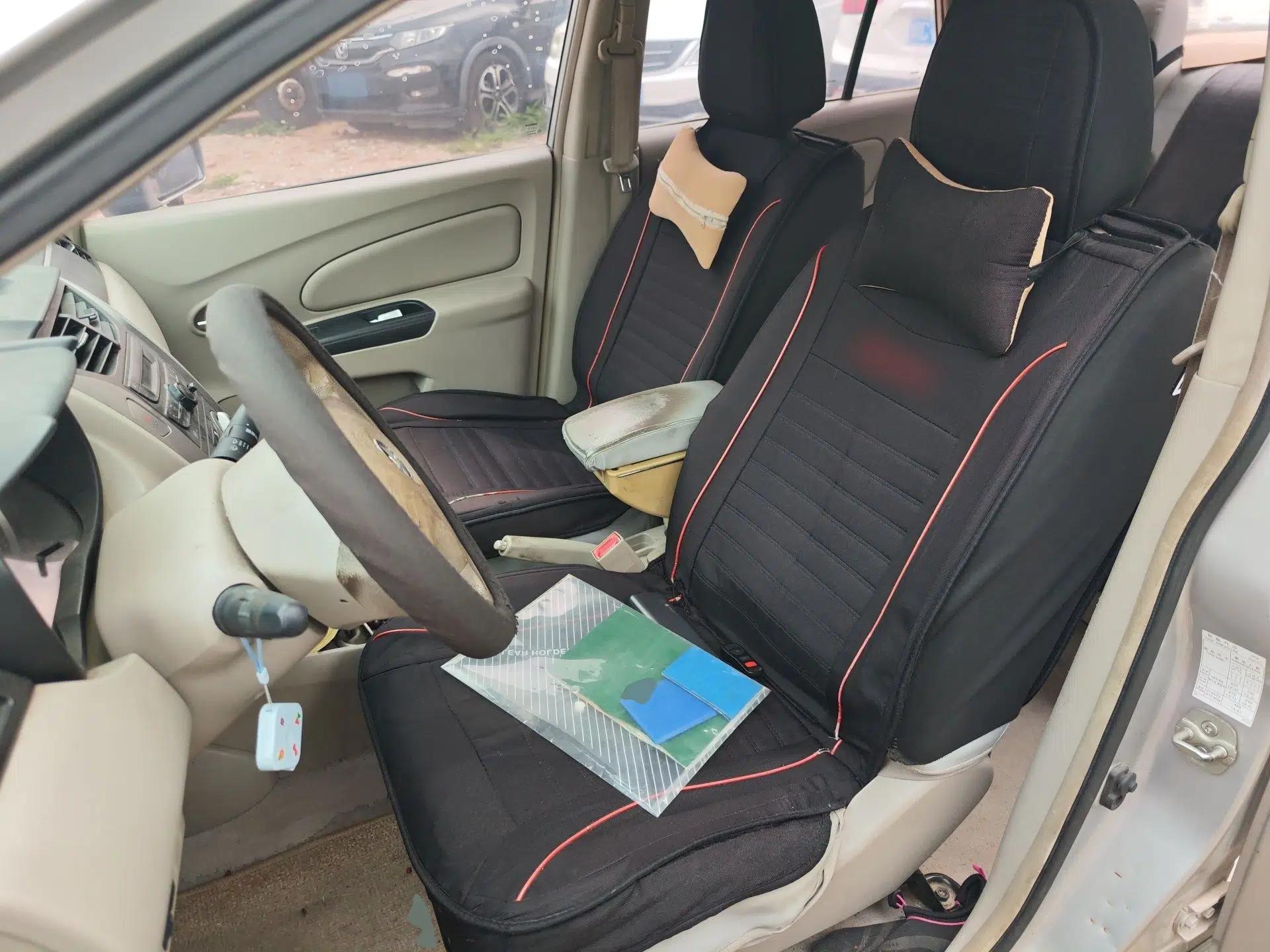 Venucia D50 2016 1.6L Manual Elite Edition — миниатюра 16