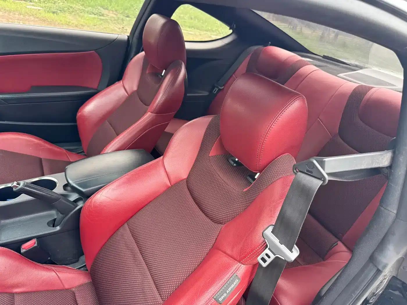 Genesis Coupe 2012 2.0T Automatic Luxury Edition — миниатюра 12