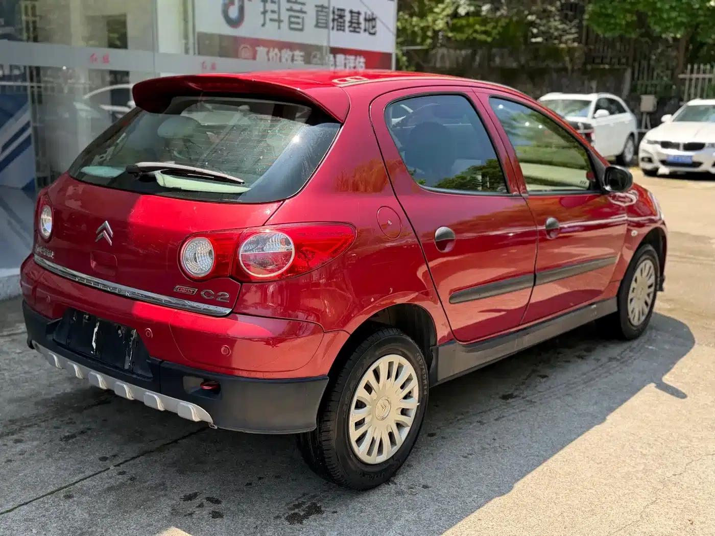 Citroën C2 2013 CROSS 1.4L Manual Sport — миниатюра 3