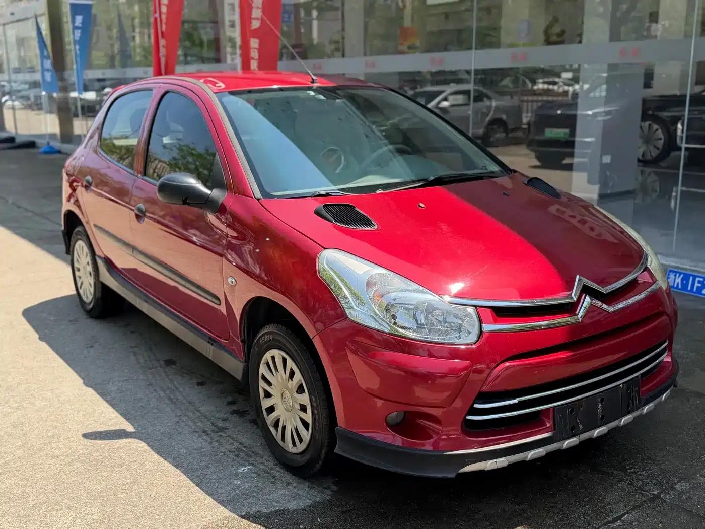 Citroën C2 2013 CROSS 1.4L Manual Sport — миниатюра 5