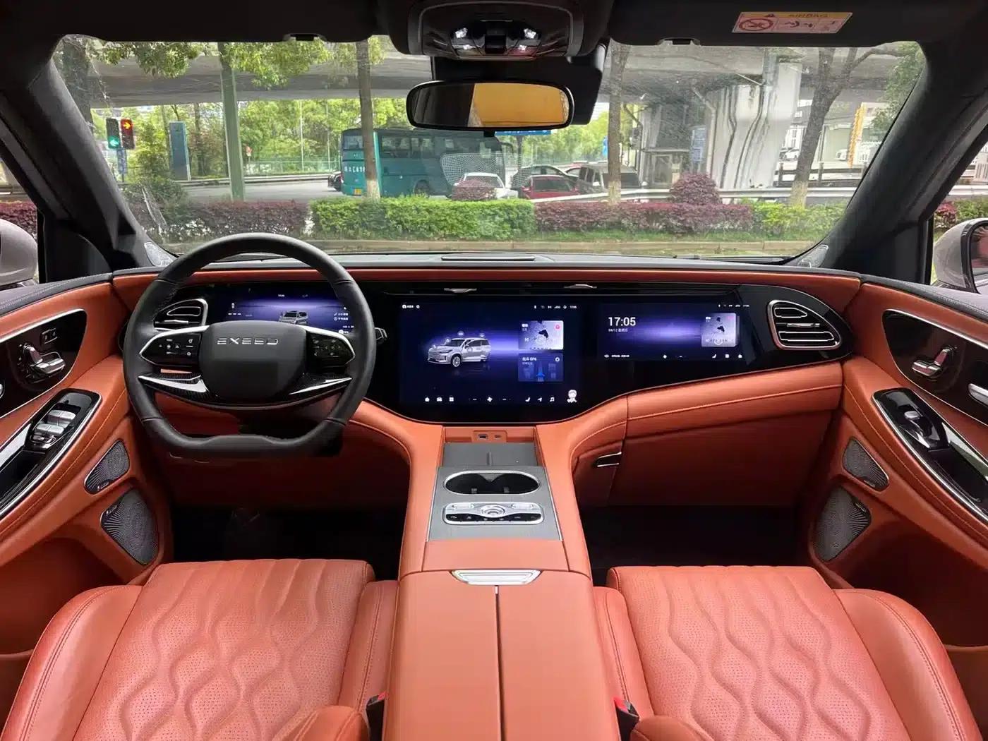 Exeed C-DM 2025 Model 180 Long Range Max 4WD 6-Seater — миниатюра 5