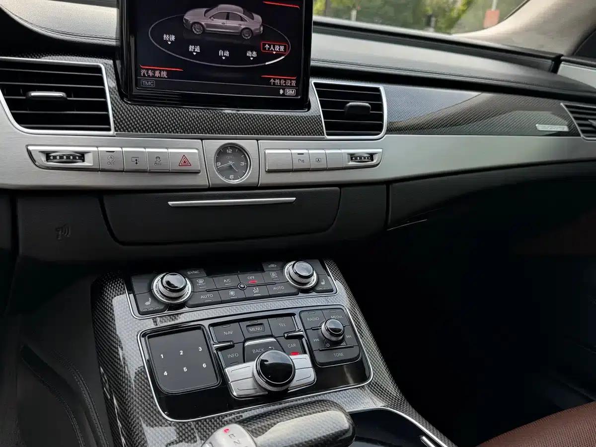2013 Audi S8 4.0TFSI quattro — миниатюра 11