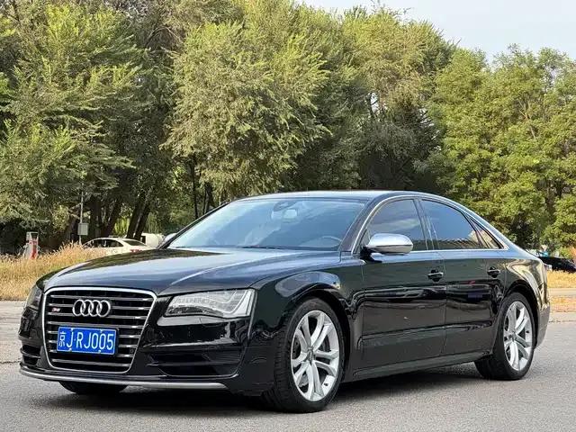 2013 Audi S8 4.0TFSI quattro