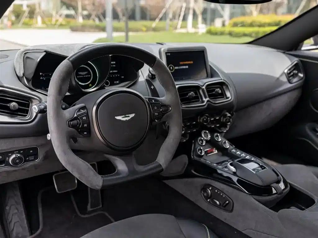 2022 V8 Vantage 4.0T V8 F1 Edition Coupe — миниатюра 11