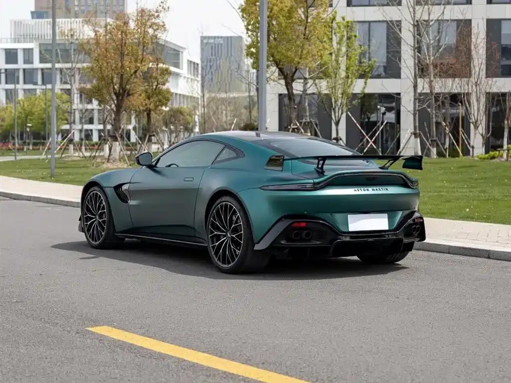 2022 V8 Vantage 4.0T V8 F1 Edition Coupe — миниатюра 6