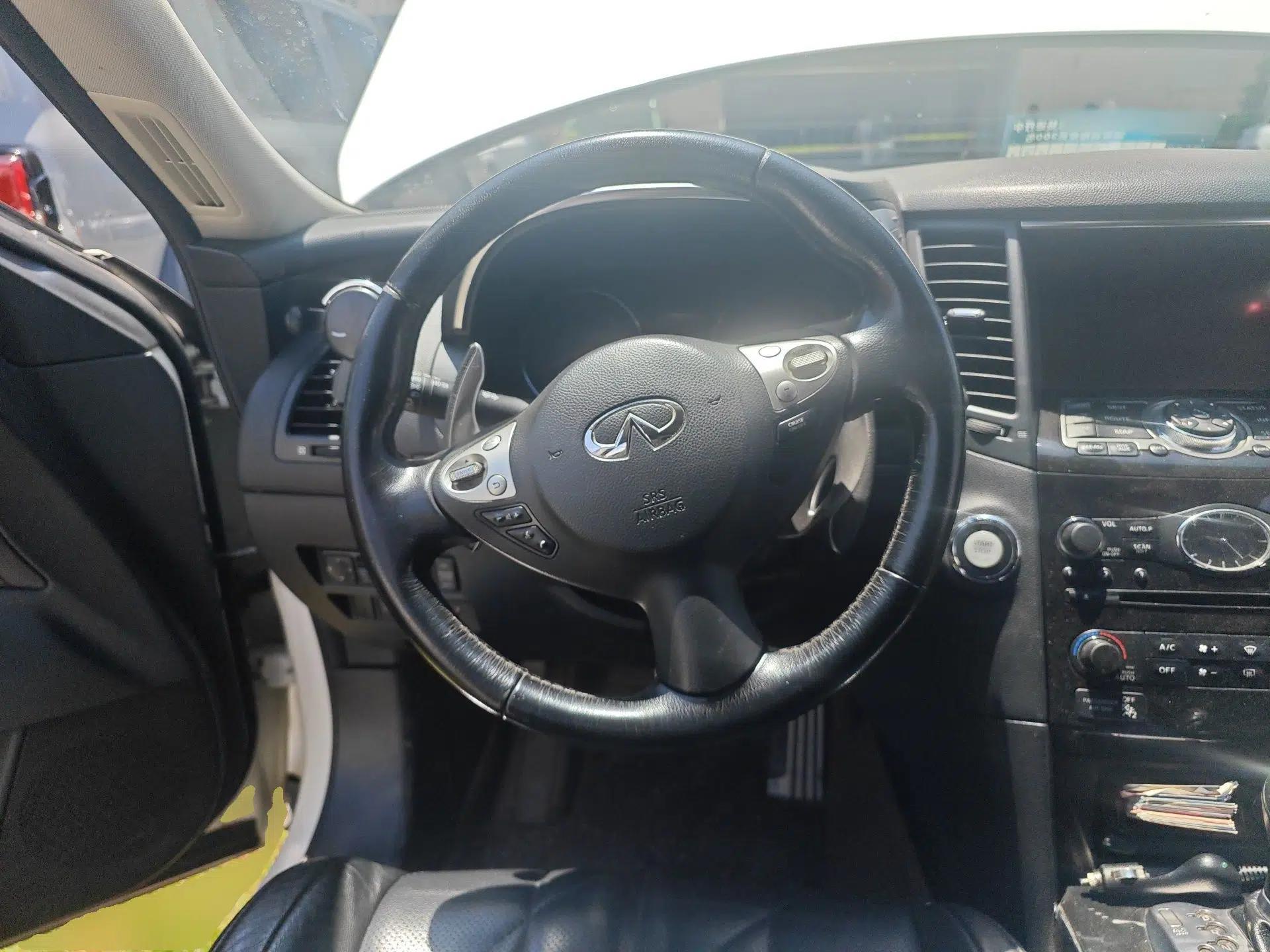 Infiniti FX 2011 FX35 Jinshang Overdrive Edition — миниатюра 11