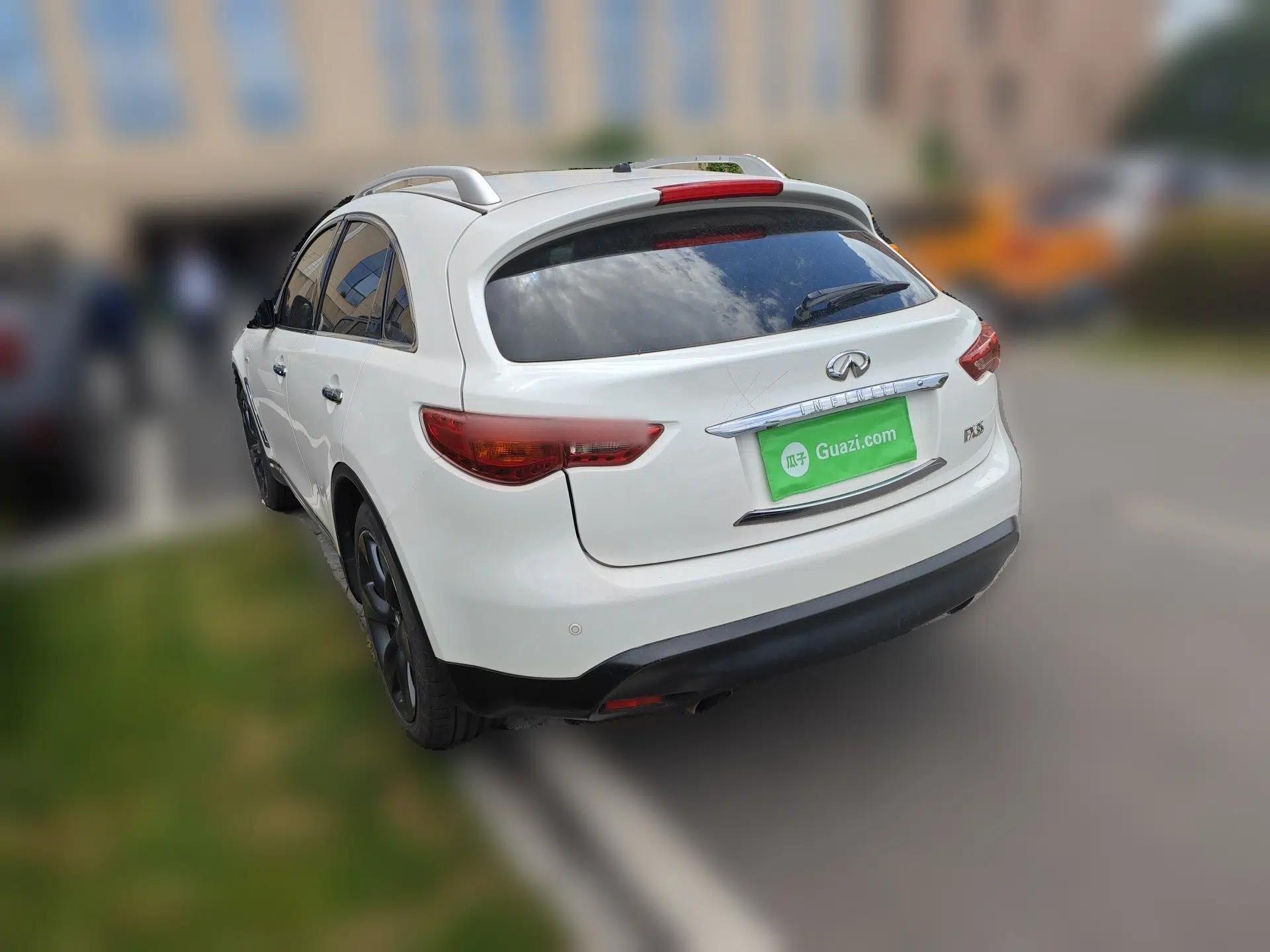 Infiniti FX 2011 FX35 Jinshang Overdrive Edition — миниатюра 4