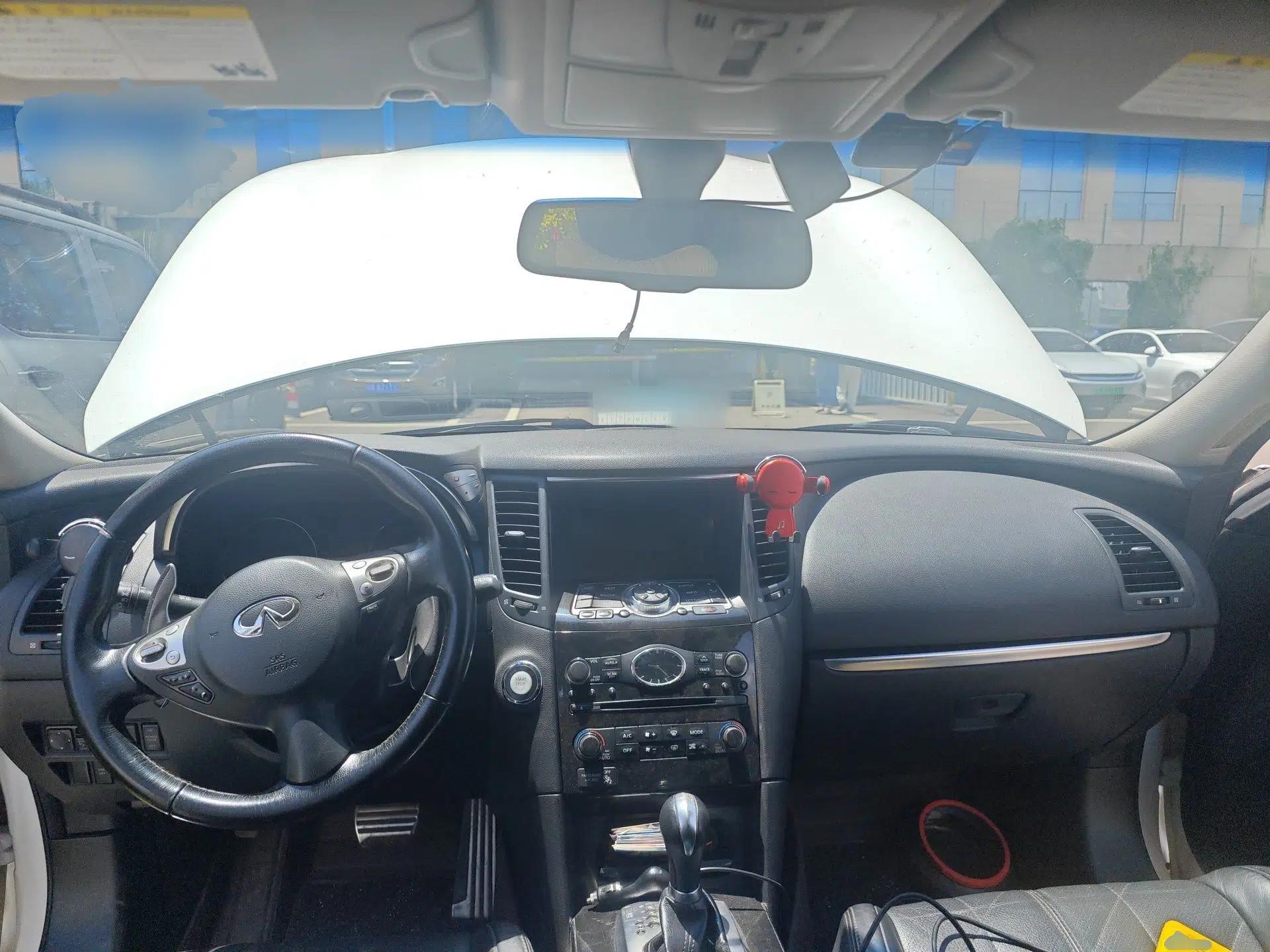 Infiniti FX 2011 FX35 Jinshang Overdrive Edition — миниатюра 10