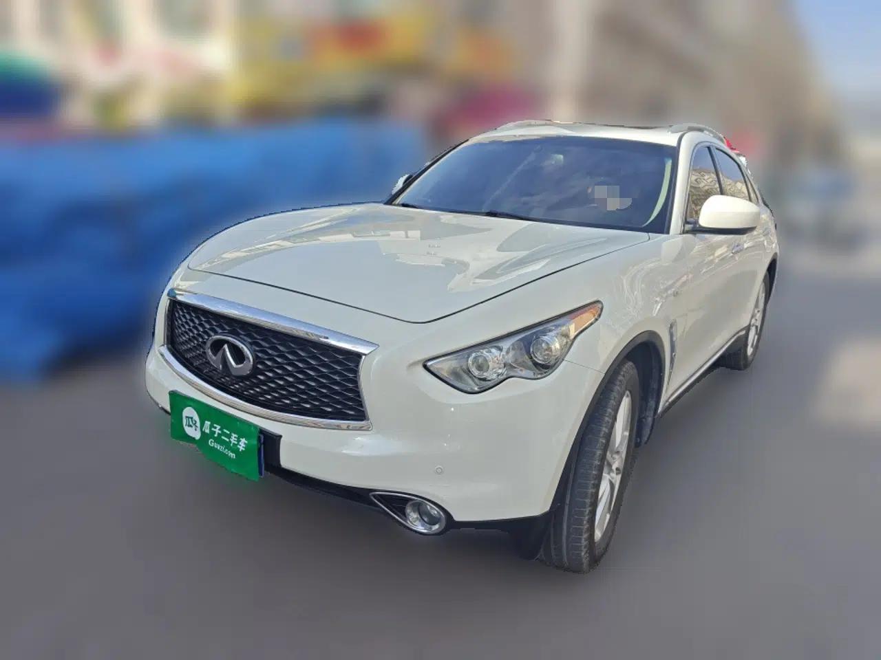 Infiniti QX70  — миниатюра 1