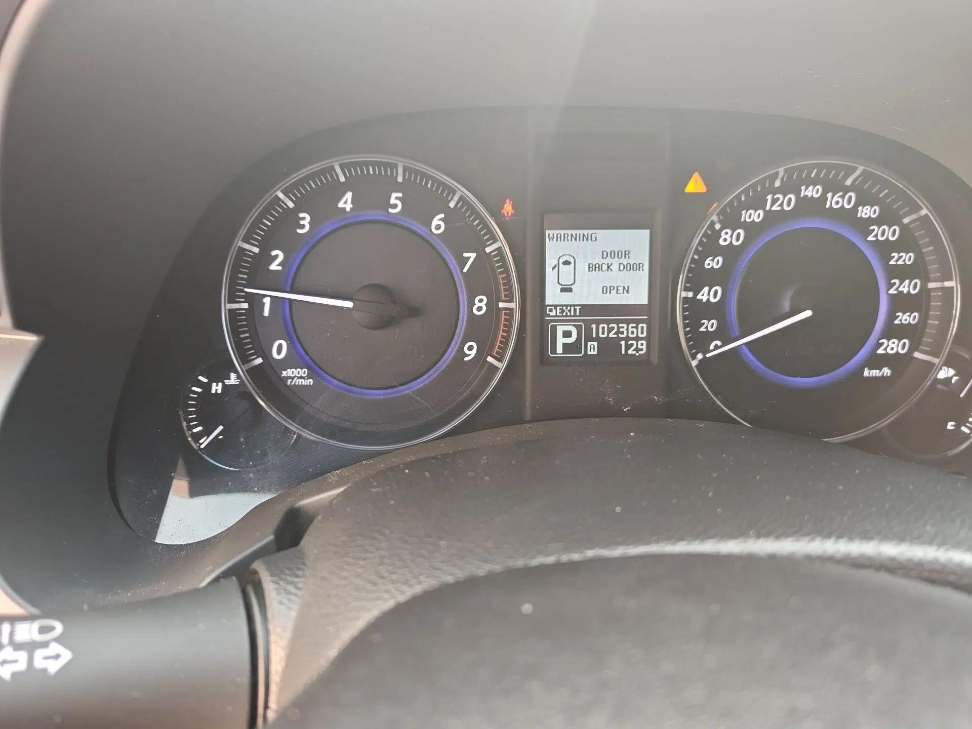 Infiniti QX70  — миниатюра 13