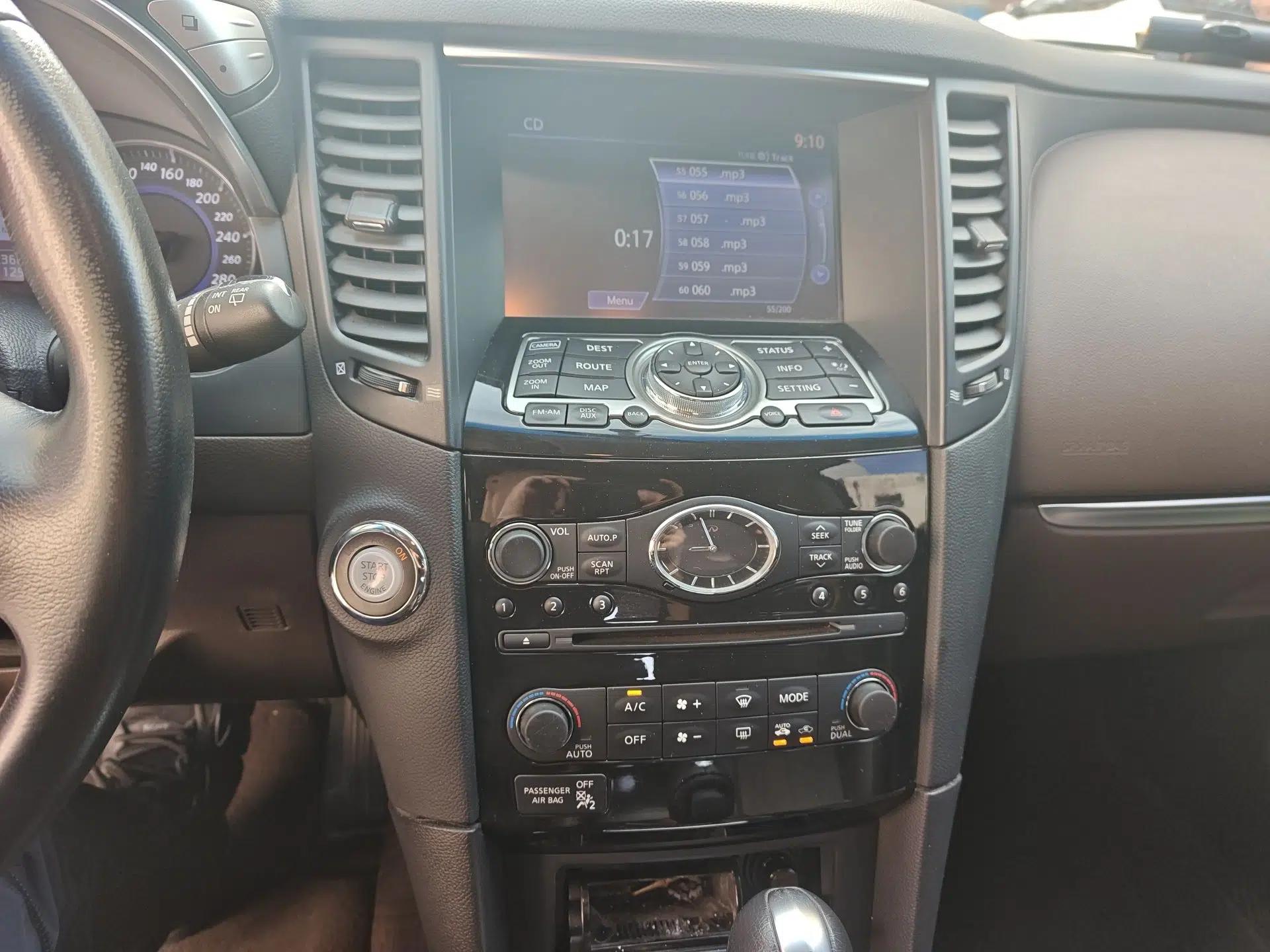 Infiniti QX70  — миниатюра 14