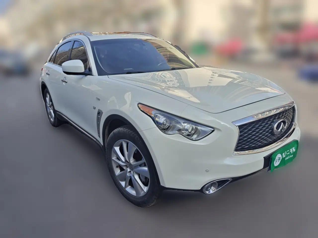 Infiniti QX70  — миниатюра 3