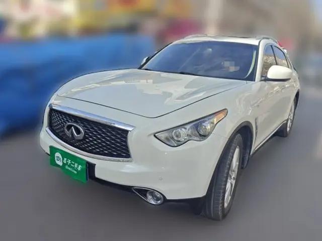 Infiniti QX70 