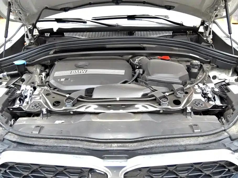 2025 BMW X2 Imported sDrive25i M Sport Package — миниатюра 6