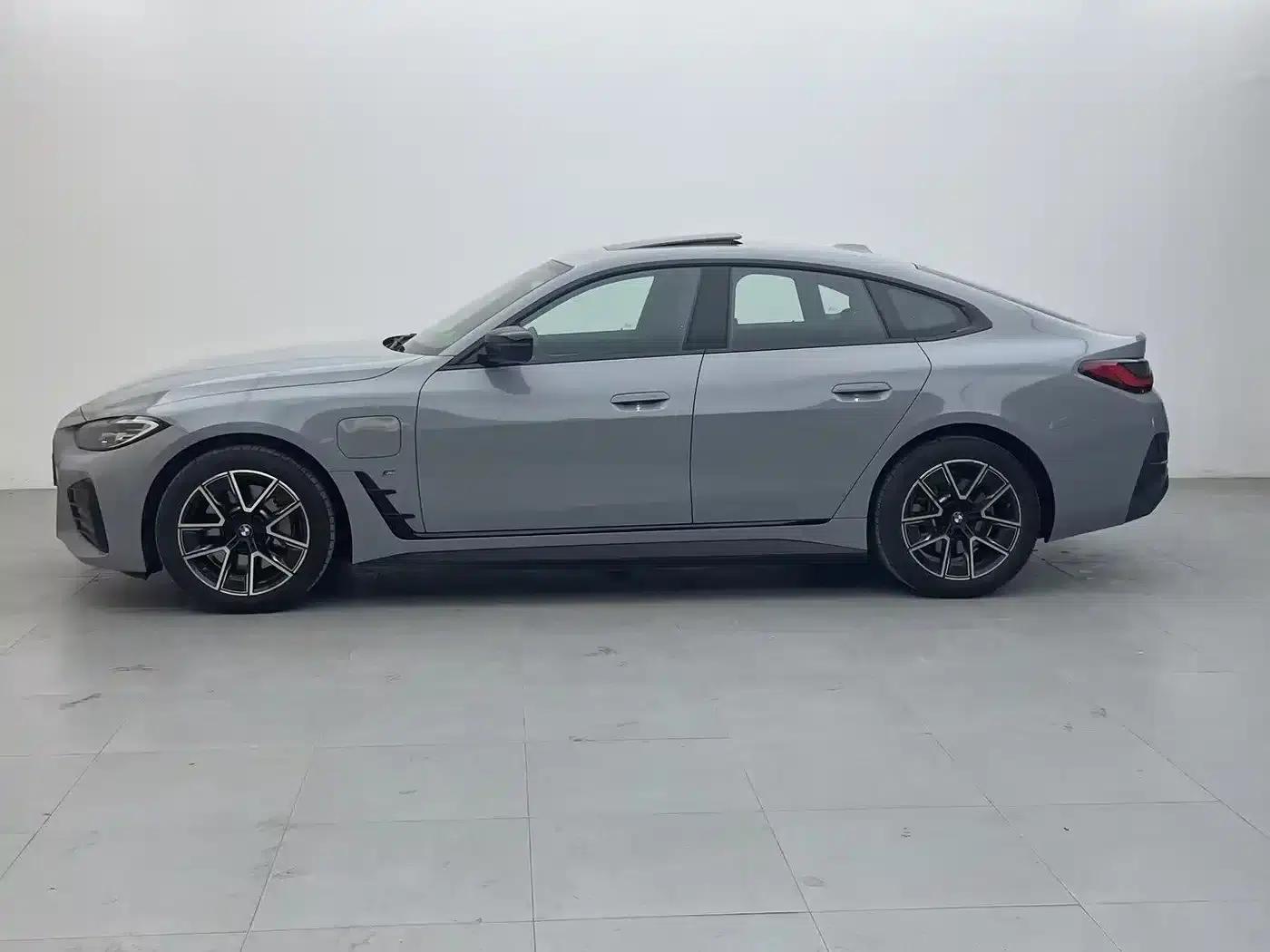 BMW i4 2023 eDrive40 — миниатюра 3