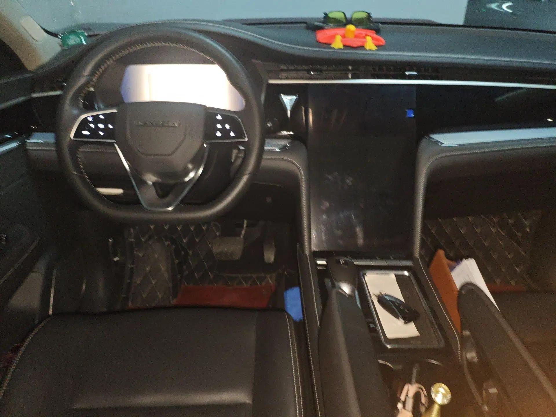 Venucia Star 2021 260T Automatic 48V Mild Hybrid Turbocharged Star Achieve Edition — миниатюра 11