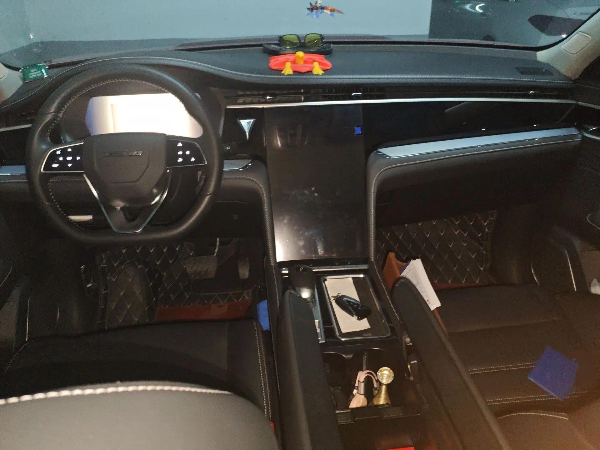 Venucia Star 2021 260T Automatic 48V Mild Hybrid Turbocharged Star Achieve Edition — миниатюра 10