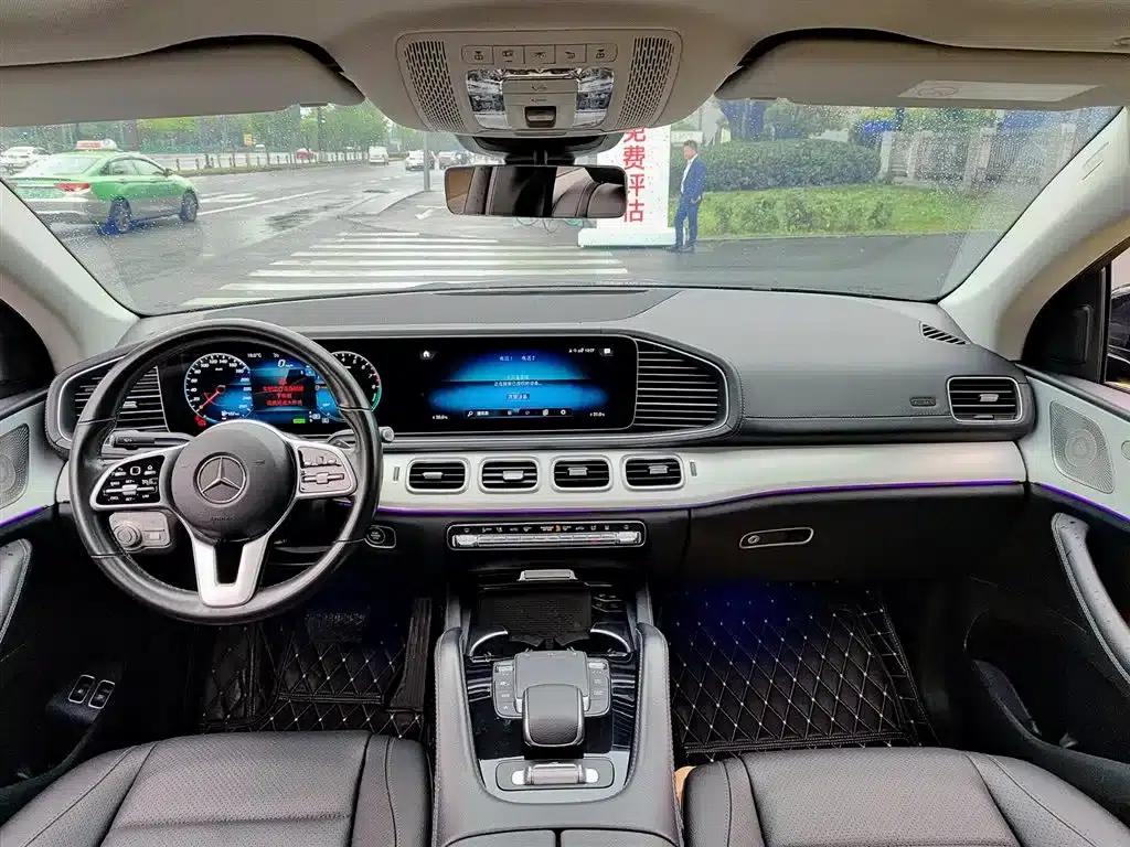 Mercedes-Benz GLE Coupe 2021 GLE 350 e 4MATIC Coupe SUV — миниатюра 10