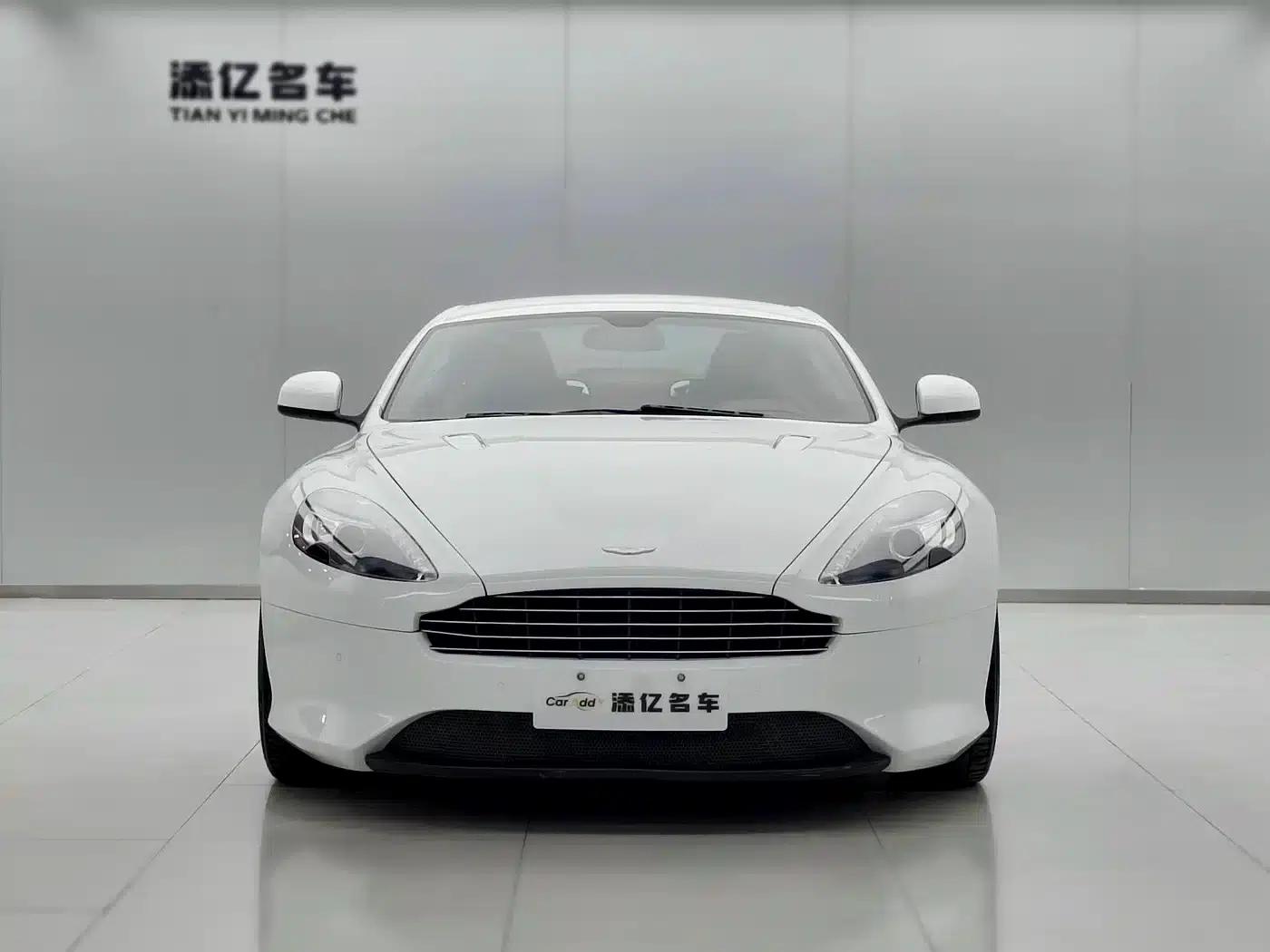Aston Martin DB9 2013 6.0L Coupe — миниатюра 2