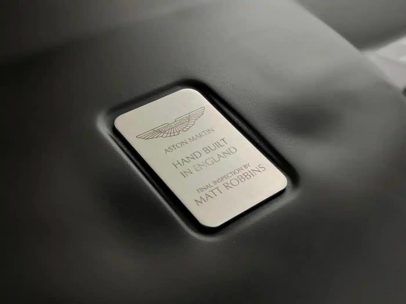 Aston Martin DB9 2013 6.0L Coupe — миниатюра 28