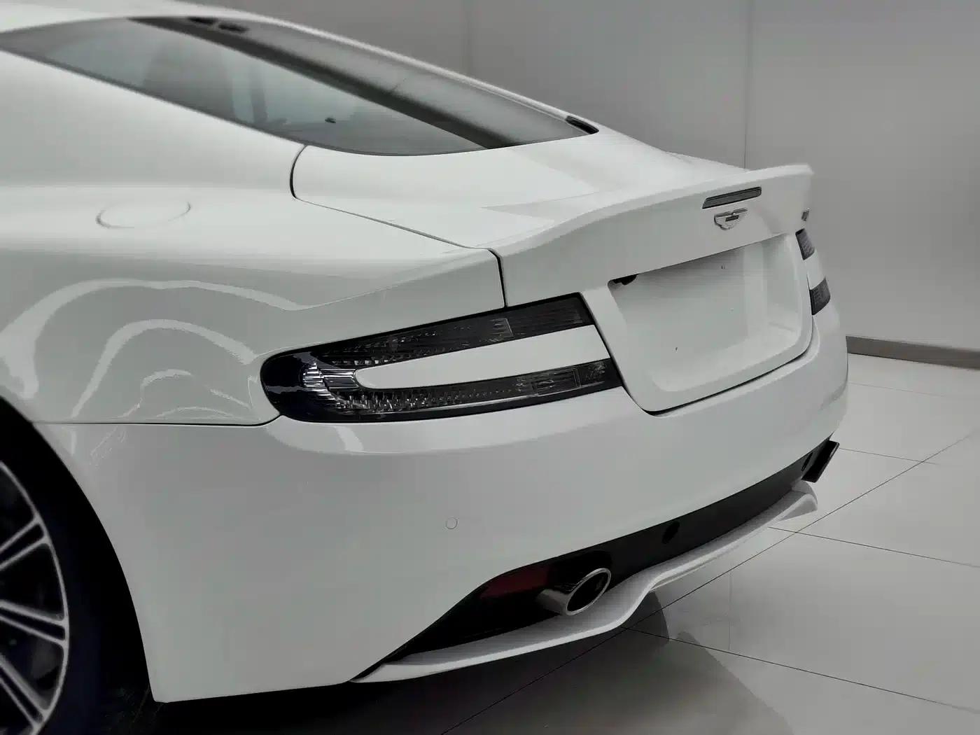 Aston Martin DB9 2013 6.0L Coupe — миниатюра 7