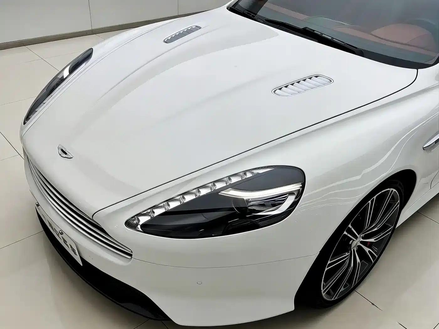 Aston Martin DB9 2013 6.0L Coupe — миниатюра 9
