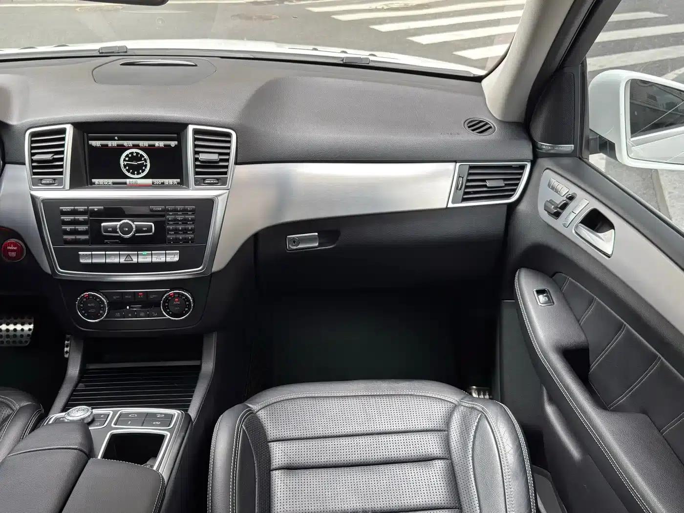 2014 Mercedes-Benz M-Class AMG ML 63 — миниатюра 11