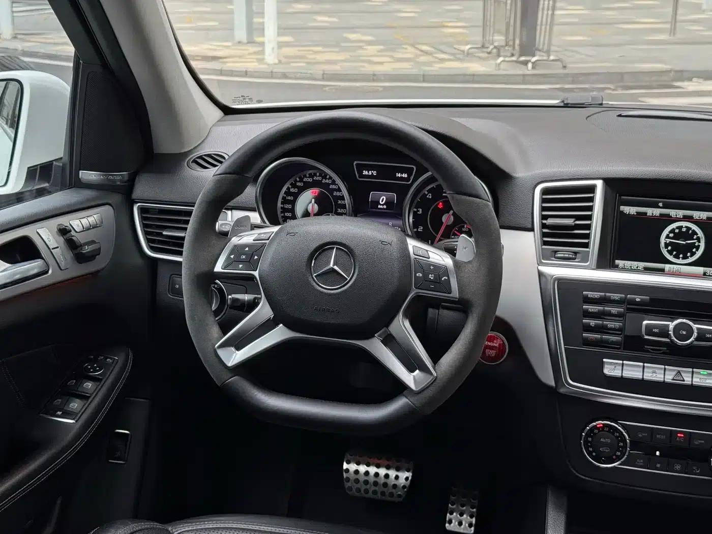 2014 Mercedes-Benz M-Class AMG ML 63 — миниатюра 13