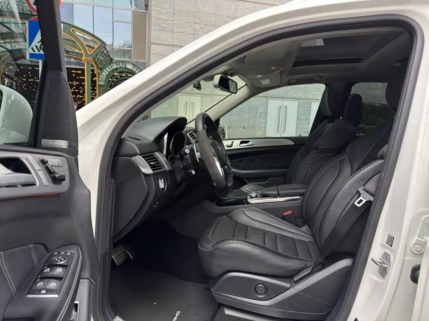 2014 Mercedes-Benz M-Class AMG ML 63 — миниатюра 16