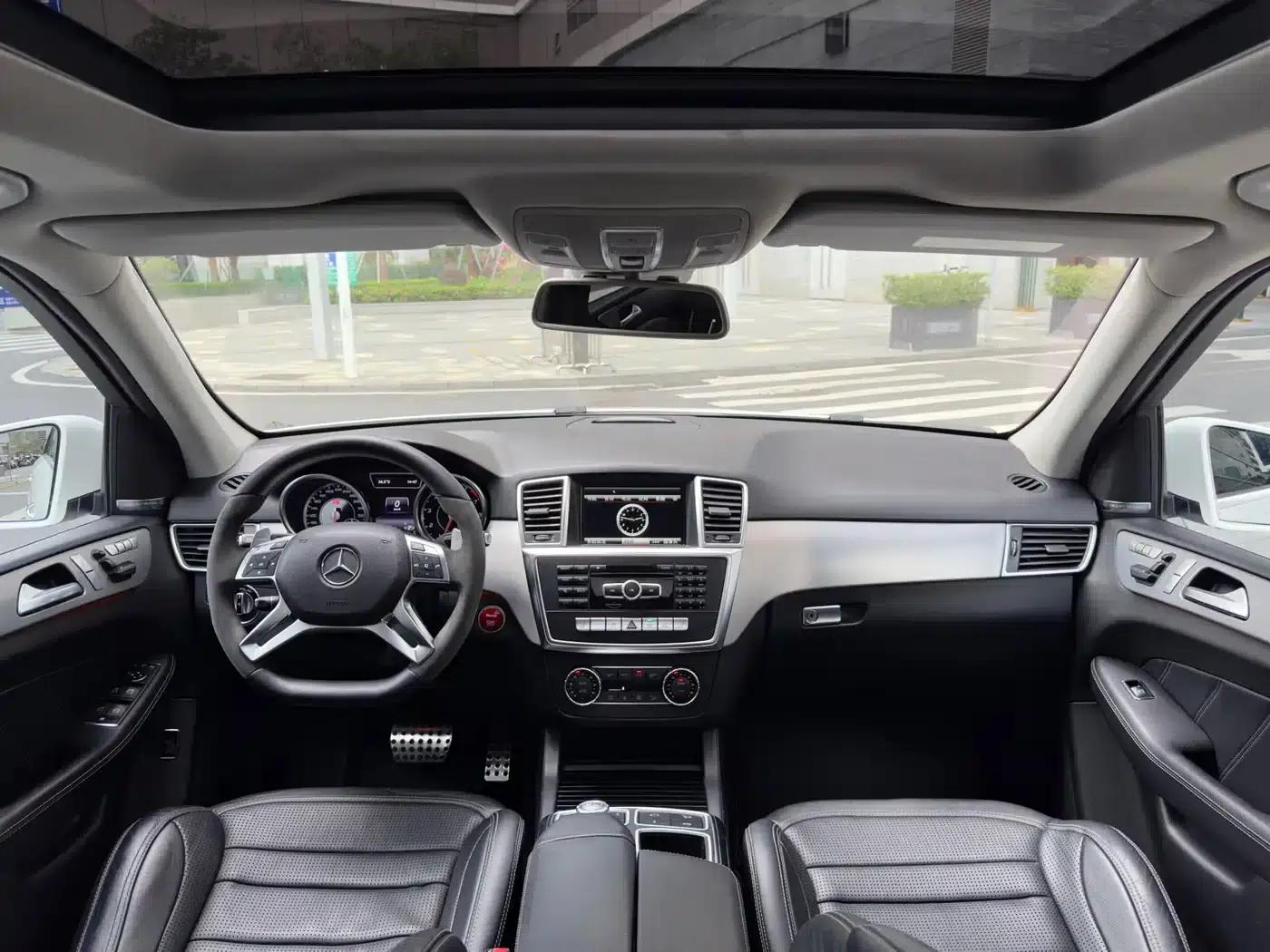2014 Mercedes-Benz M-Class AMG ML 63 — миниатюра 8