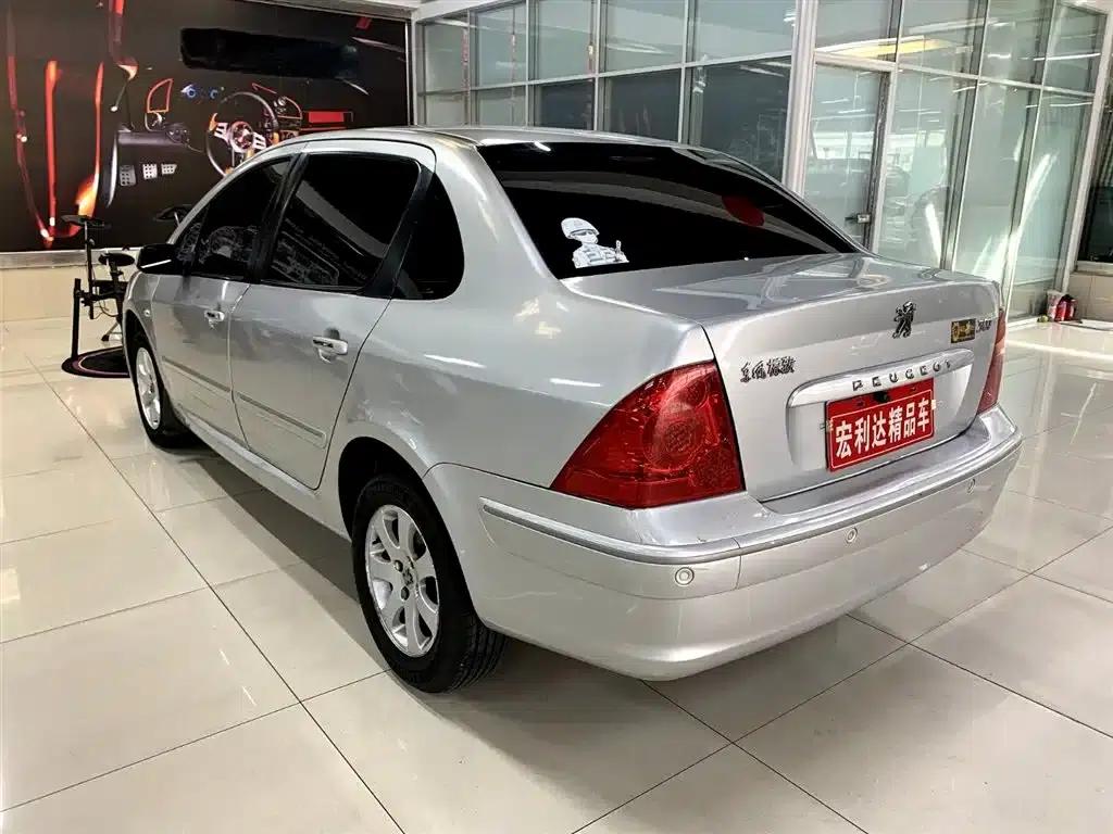 Peugeot 307 2010 Sedan 1.6L Automatic Comfort Edition — миниатюра 16