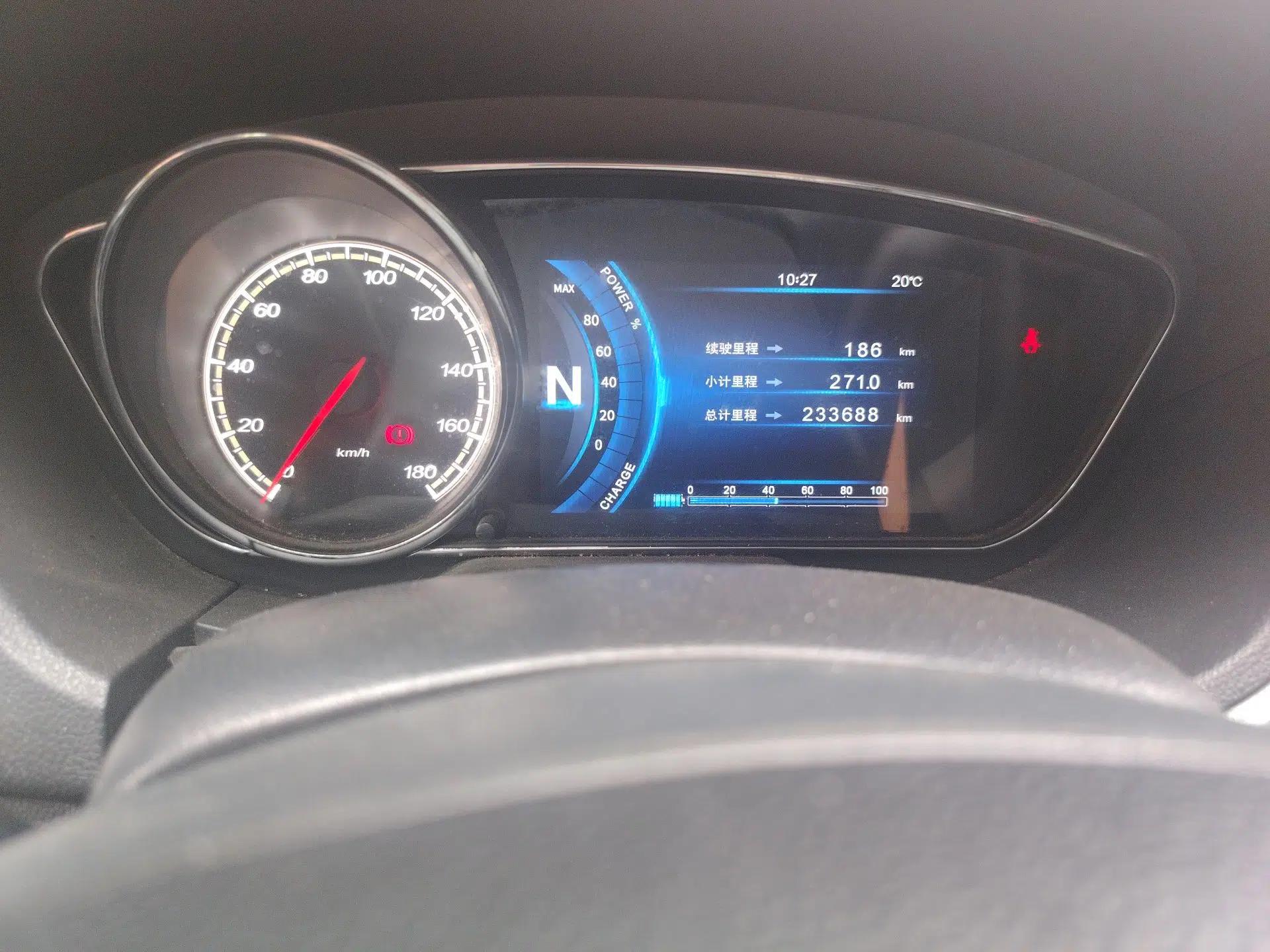 Bestune B30EV 2019 EV400 — миниатюра 13