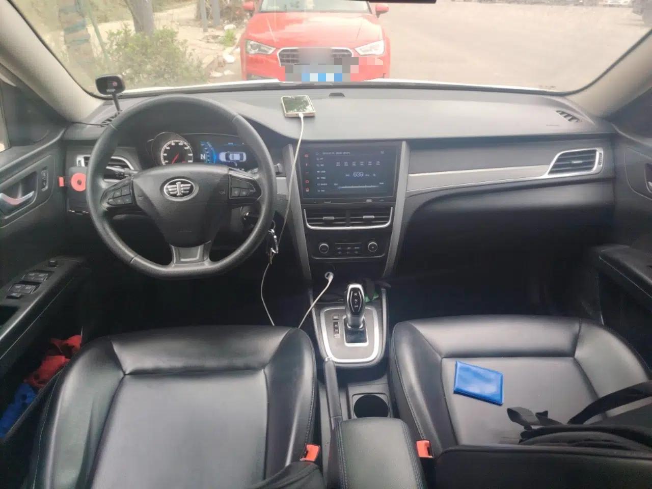 Bestune B30EV 2019 EV400 — миниатюра 10