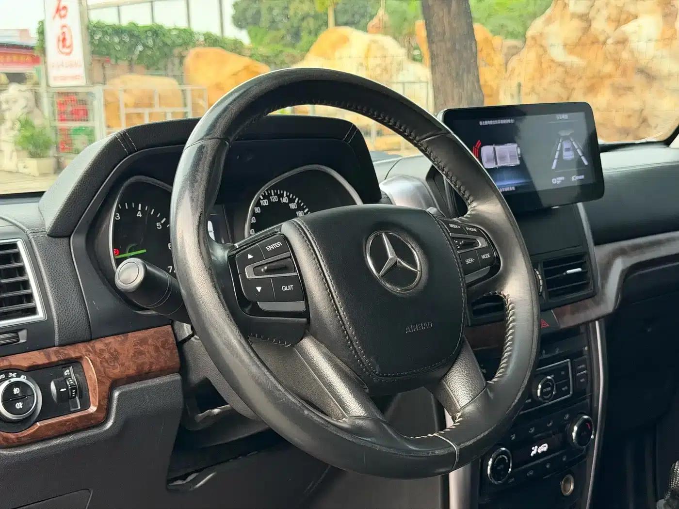 Beijing BJ80 2016 2.3T Manual Premium Edition — миниатюра 2