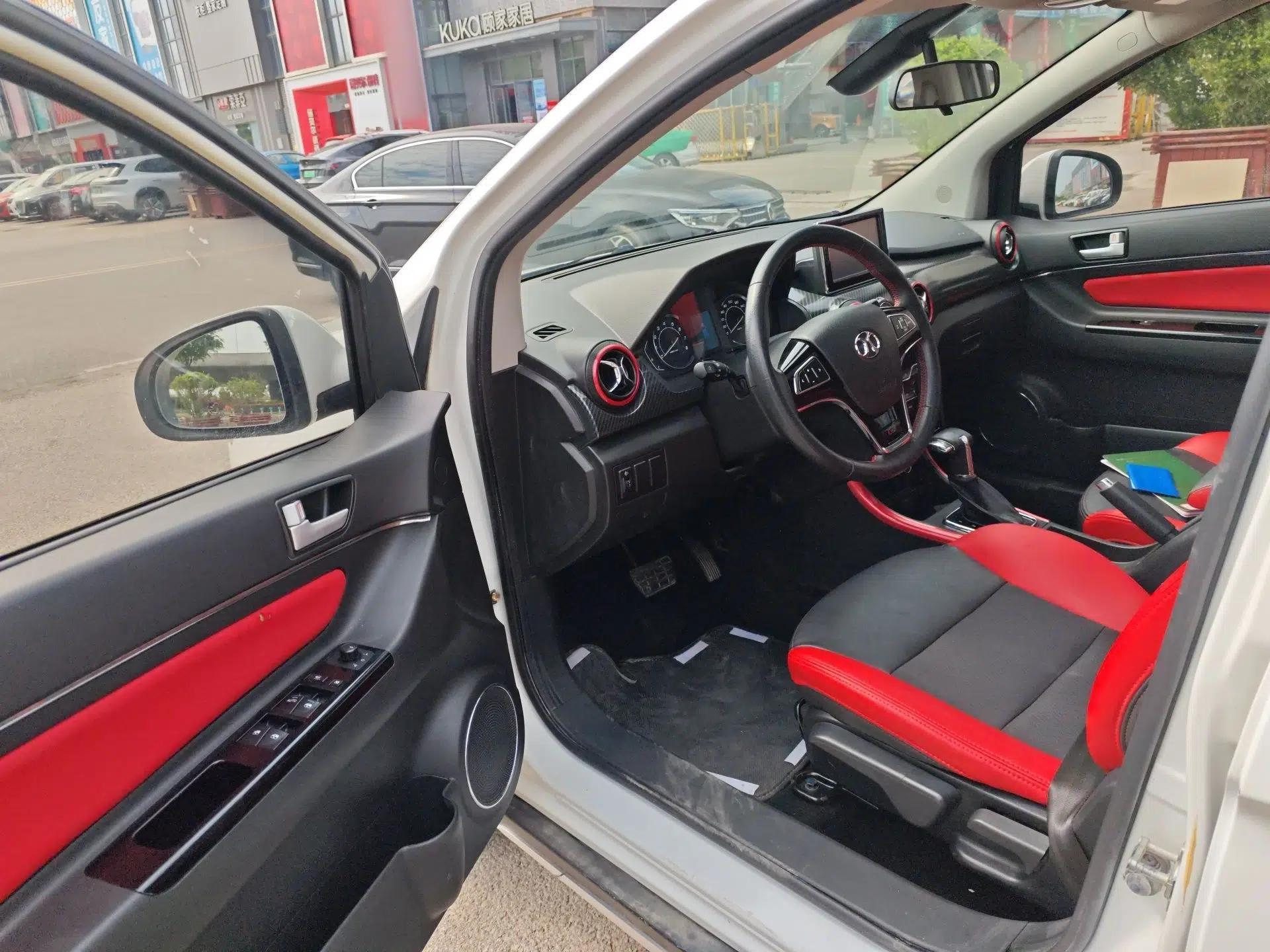 BAIC Senova X25 2015 1.5L Automatic Elite Model — миниатюра 17