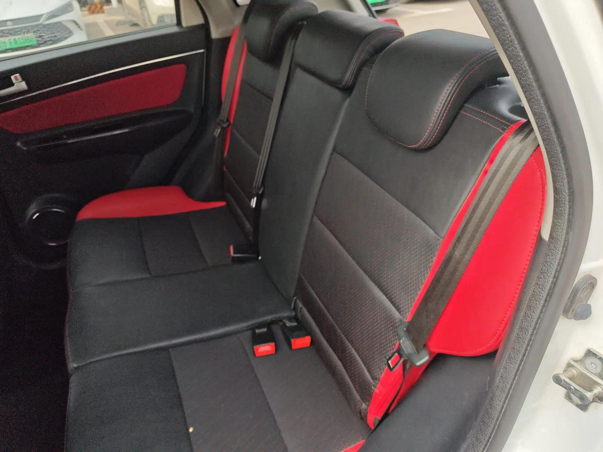 BAIC Senova X25 2015 1.5L Automatic Elite Model — миниатюра 18